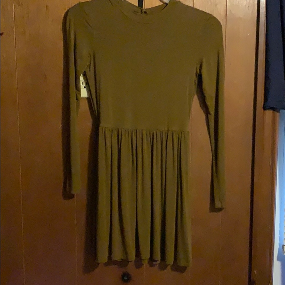 Dark brown long sleeve dress